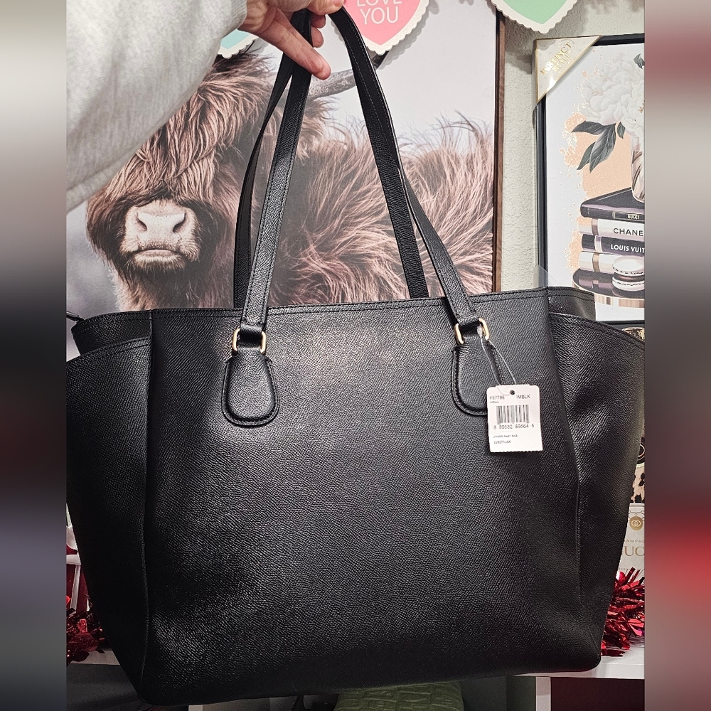 Nwt coach diaperbag - Picture 5 of 10